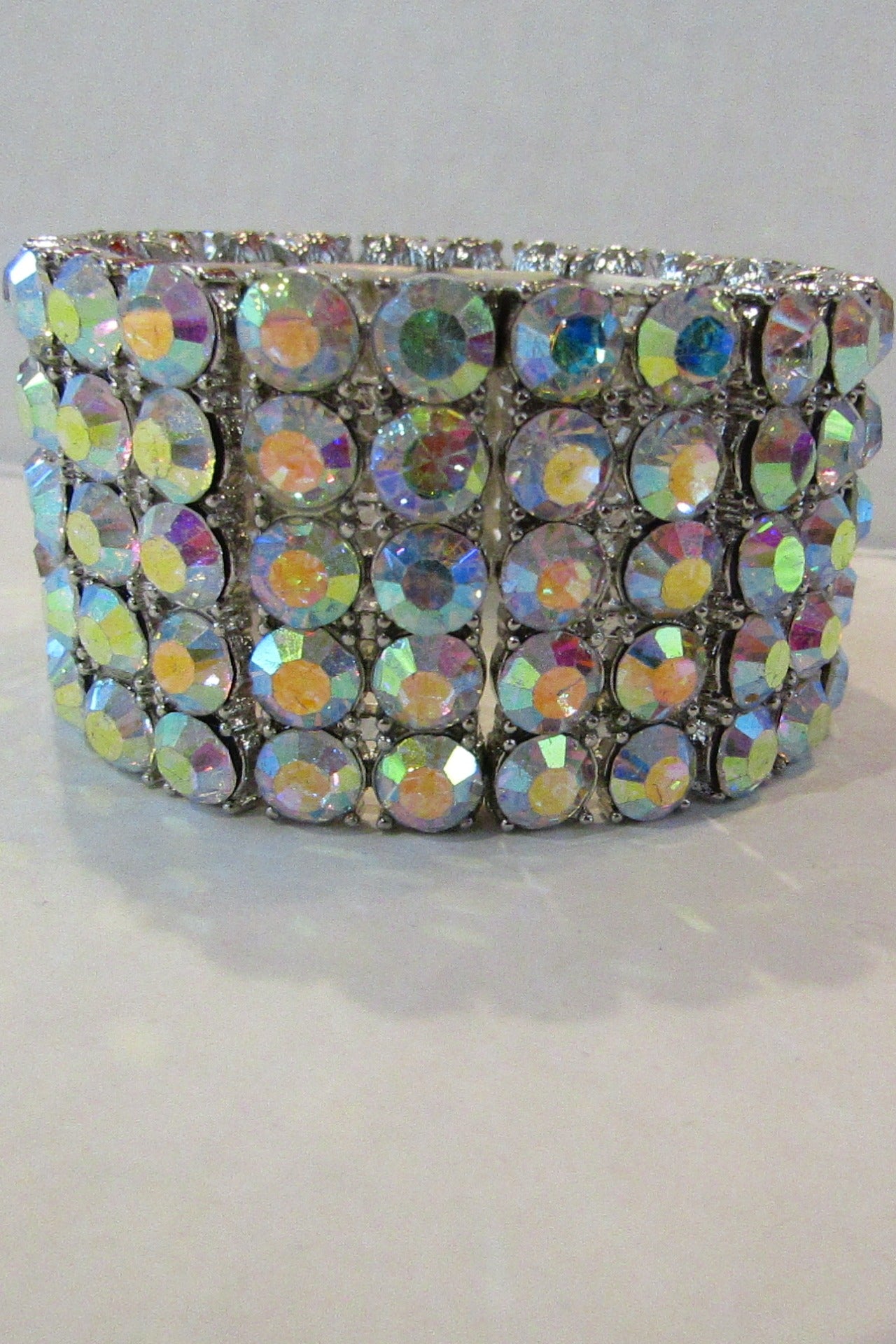 AB RHINESTONE STRETCH BRACELET
