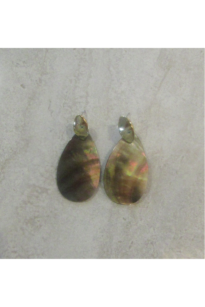 MOTHER OF PEARL TEARDROP EARRING