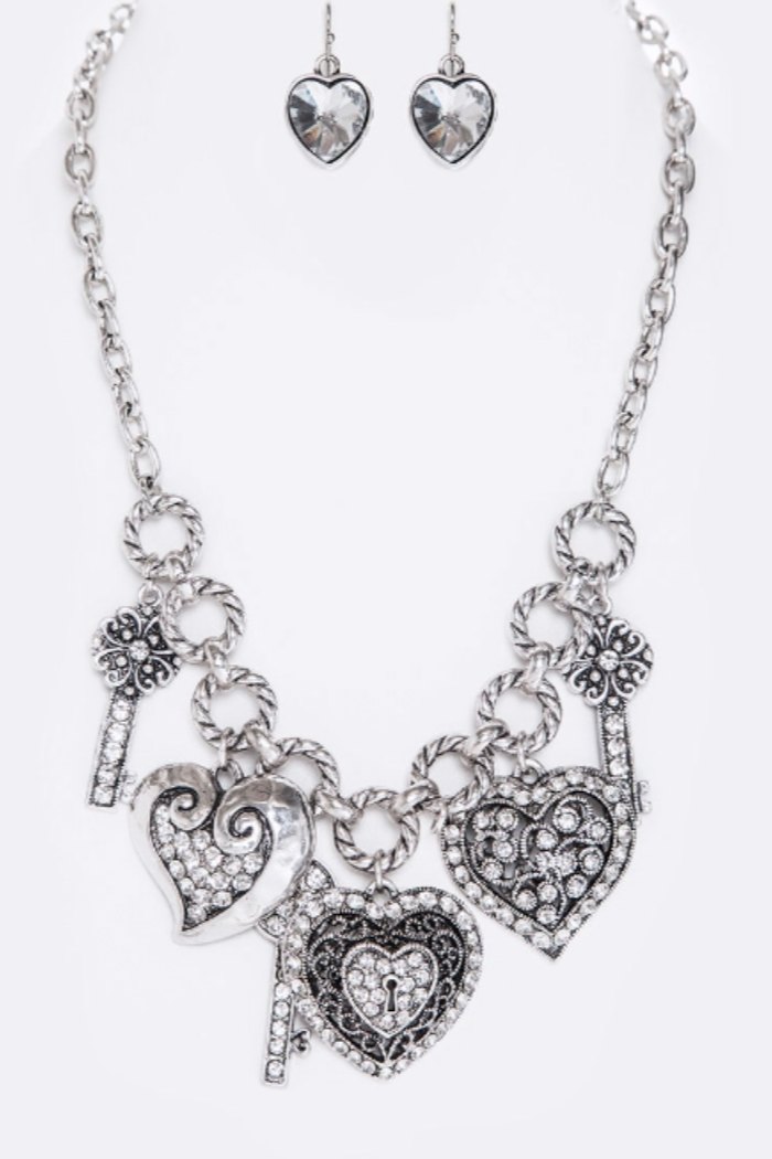 Key To My Heart Silver Metal Charm Necklace Set