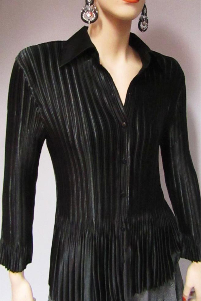 Stylish Satin Mini Pleated Shirt in Black