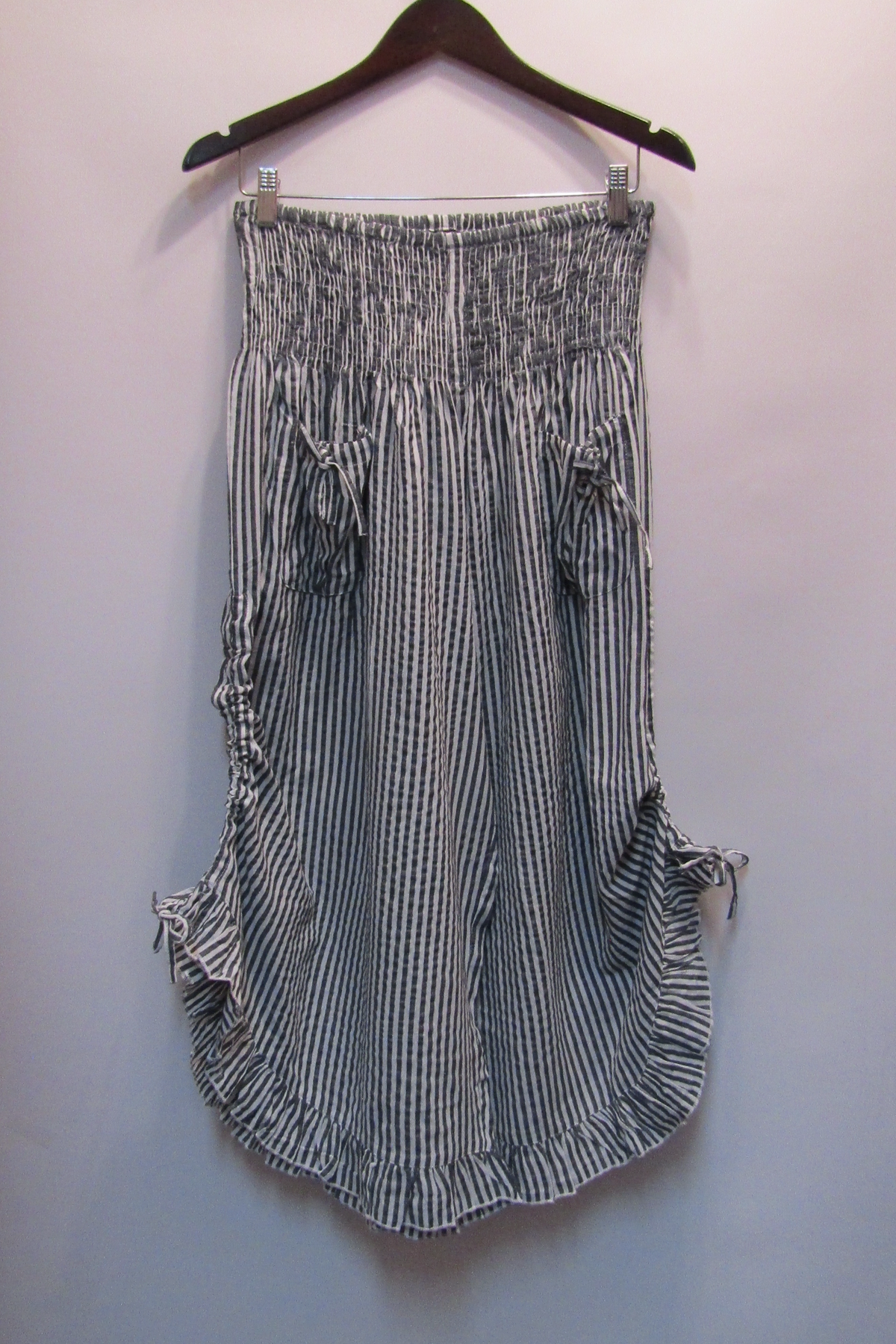 Black Stripe Ruffled Hem Pantaloon Pant