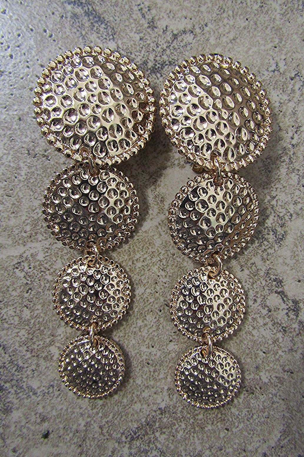 HAMMERED DISKS DROP CLIP EARRINGS