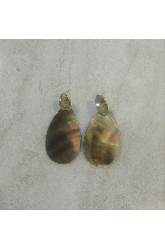 MOTHER OF PEARL TEARDROP EARRING