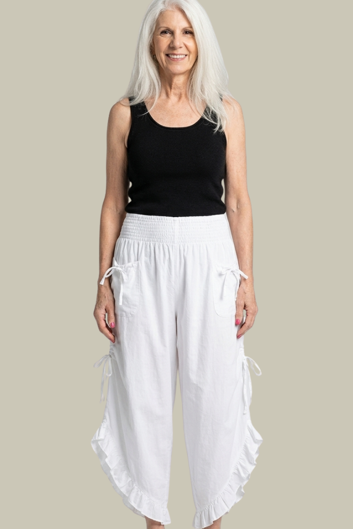 Cropped Pantaloon Pant in White