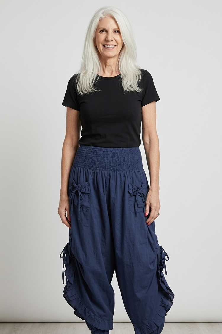 Cropped Pantaloon Pant in Navy
