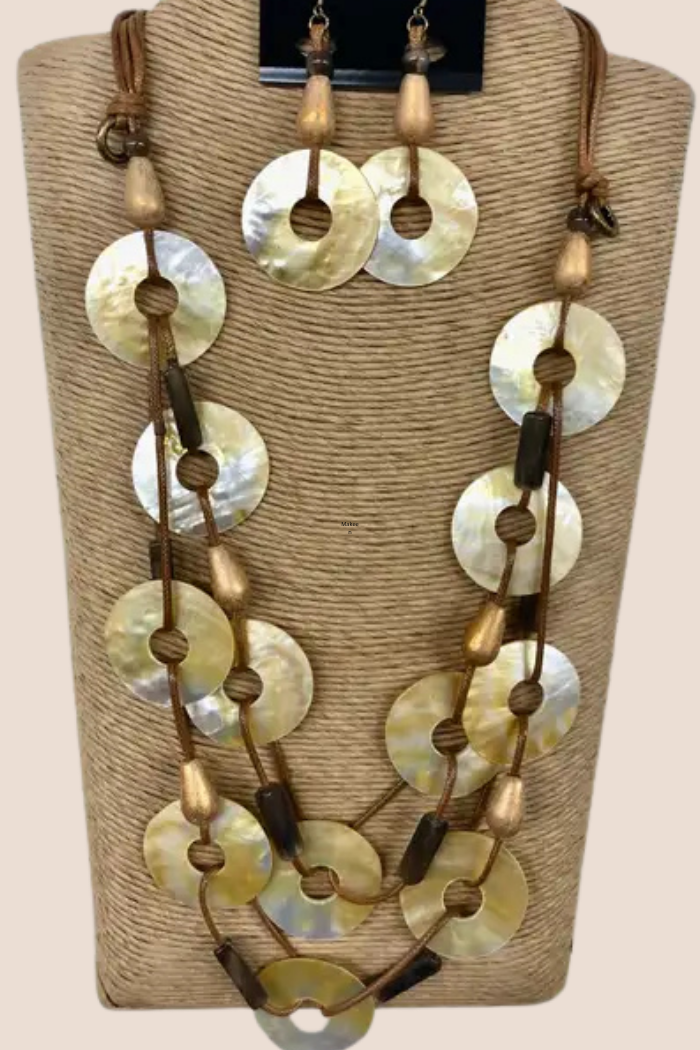 4-Strand Mother of Pearl Shell Necklace Set
