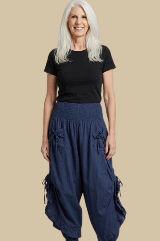 Cropped Pantaloon Pant in Navy