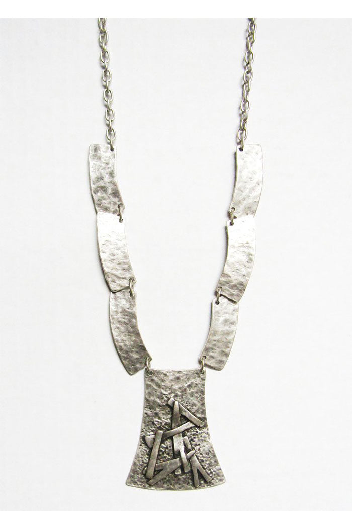 Antique Silver Plated Zamak Necklace