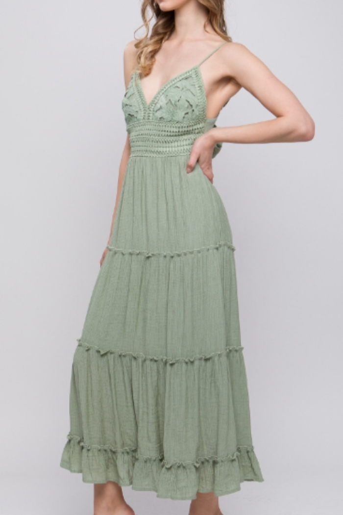 Lace Design Tiered Maxi Dress in Moss