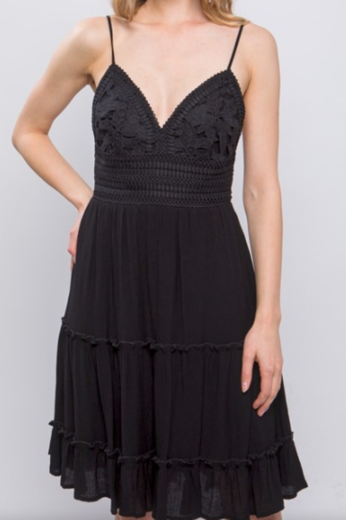Lace Design Tiered Short Dress in Black