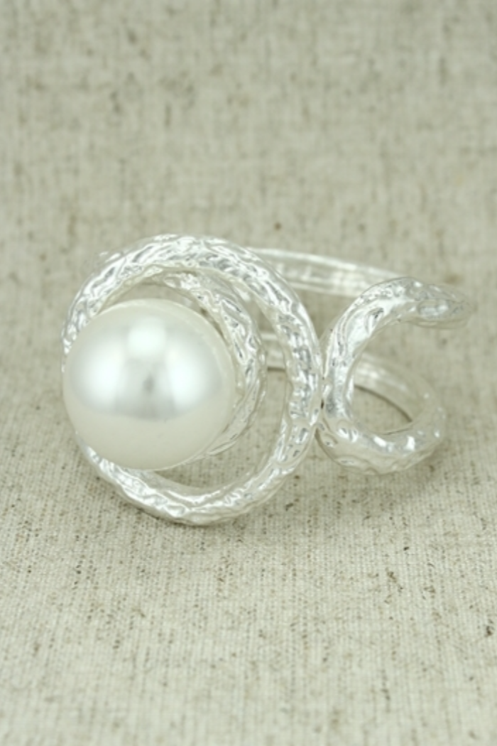 Silver Hinged Bracelet with White Pearl