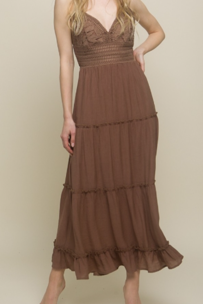 Lace Design Tiered Maxi Dress in Cocoa